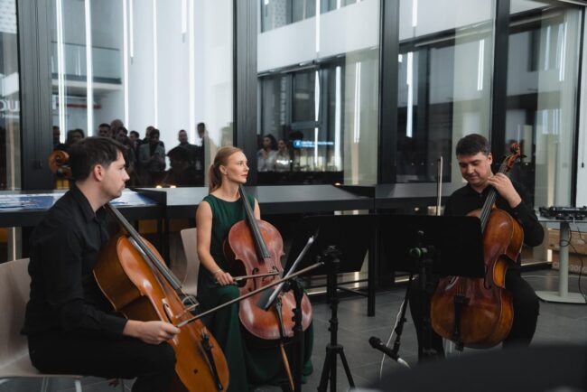 Tree cellos
